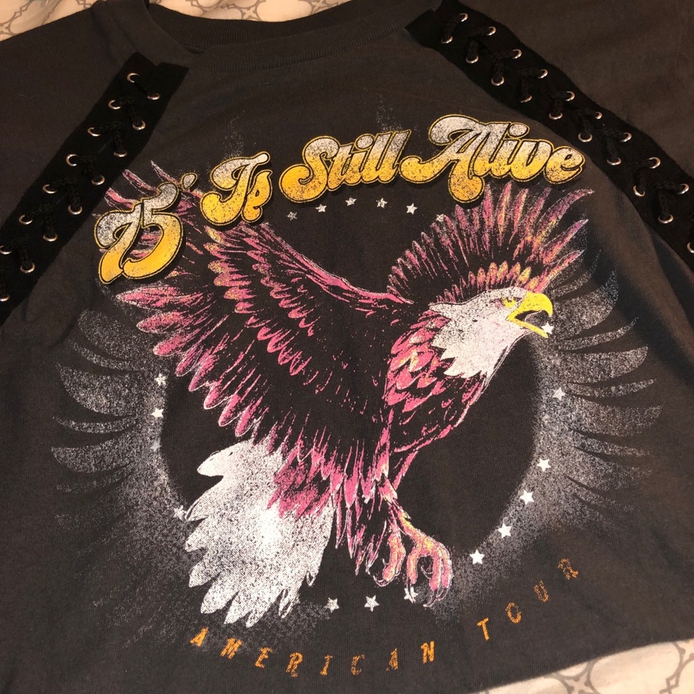 Eagles t-shirt